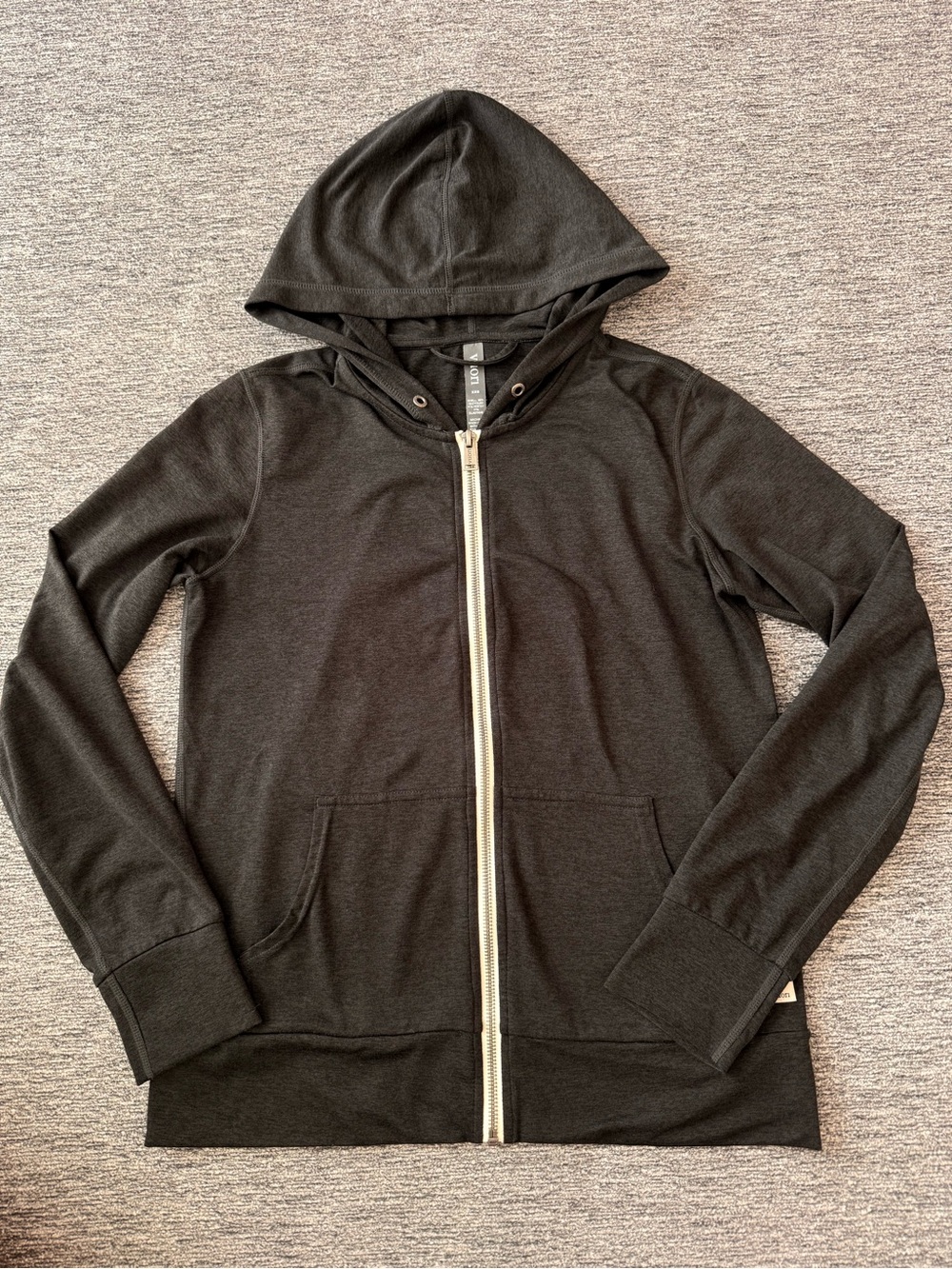 Vuori Black Full-Zip Hooded Windbreaker